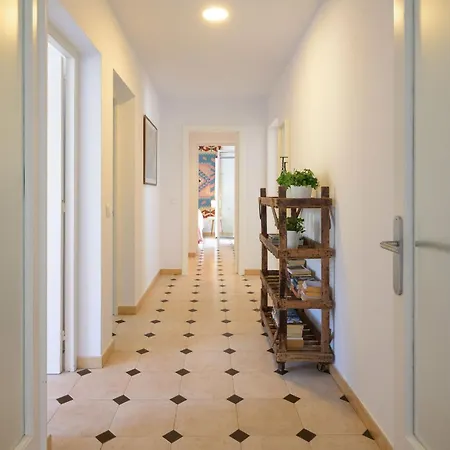 Vakantiehuis Grosse Familienvilla Mit Viel Platz Santo Tomás
